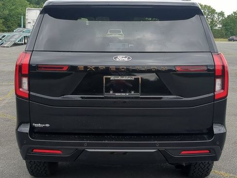 Certified 2025 Ford Expedition Tremor AWD/4WD image 5
