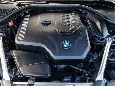 Used 2022 BMW 530i w/ Executive Package image 33