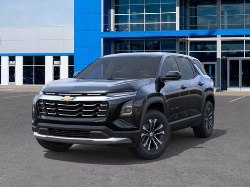 New 2027 Chevrolet Equinox LT FWD image 6