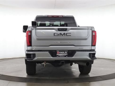 Used 2026 GMC Sierra 2500 Denali Ultimate AWD/4WD image 11