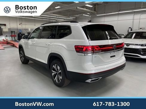 New 2026 Volkswagen Atlas SE AWD/4WD image 2