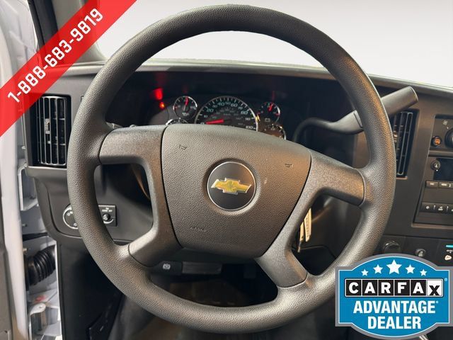 Used 2025 Chevrolet Express 2500 RWD image 16