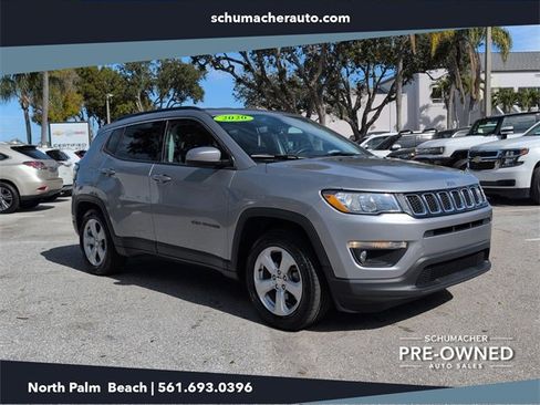 Used 2020 Jeep Compass Latitude image 1