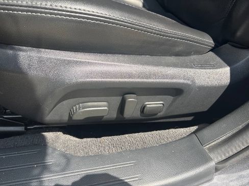 Used 2019 Subaru Outback 2.5i Limited AWD/4WD image 15