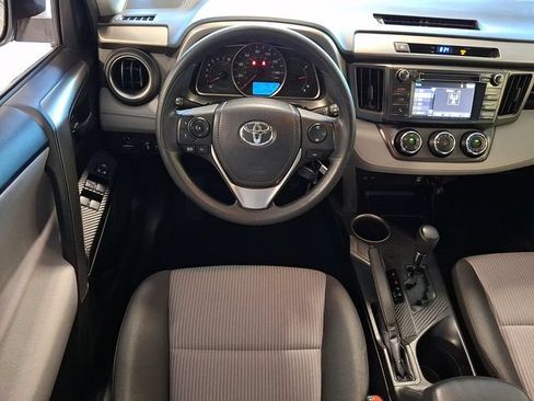 Used 2015 Toyota RAV4 LE AWD/4WD image 12