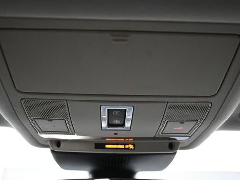 Used 2018 Jaguar E-PACE S image 15