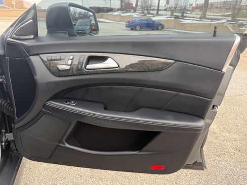 Used 2018 Mercedes-Benz CLS 550 Sedan w/ AMG Sport Package ! image 27