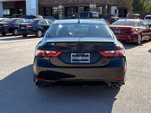Certified 2023 Toyota Camry SE image 4