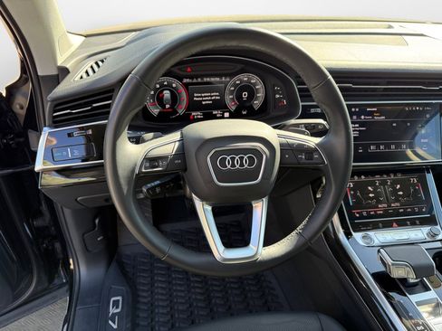 Certified 2024 Audi Q7 3.0T Prestige image 10
