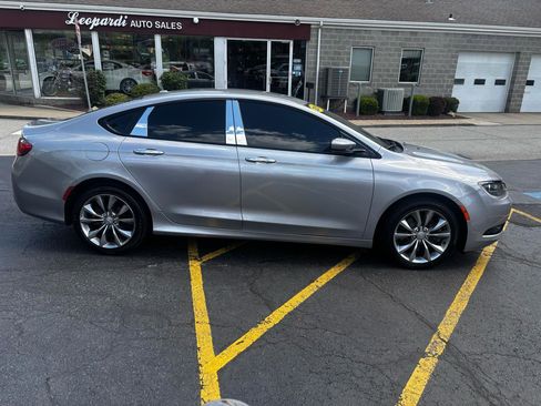 Used 2015 Chrysler 200 S AWD/4WD image 8