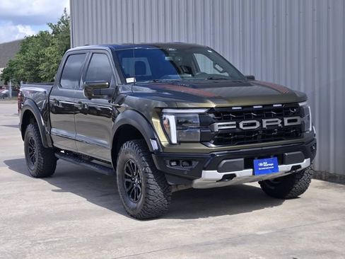 Certified 2024 Ford F150 Raptor AWD/4WD image 3