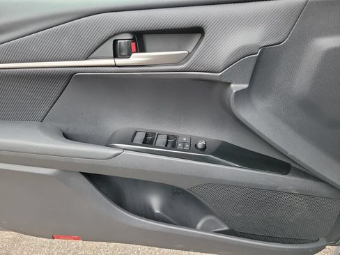 Used 2026 Toyota Camry SE FWD image 24
