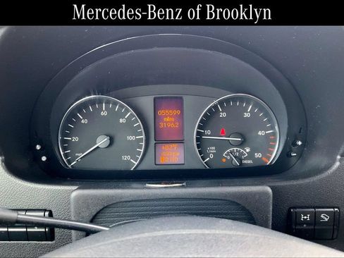 Used 2016 Mercedes-Benz Sprinter 2500 image 23