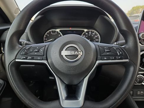 Used 2024 Nissan Sentra SV FWD image 24