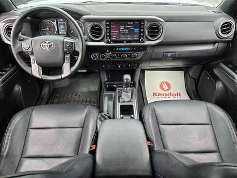 Used 2023 Toyota Tacoma TRD Off-Road w/ TRD Premium Off Road Package image 13