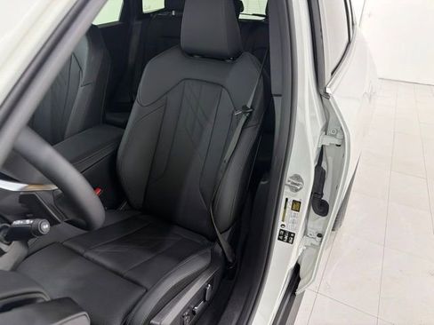 Used 2026 BMW X3 xDrive30 w/ Convenience Package AWD/4WD image 13