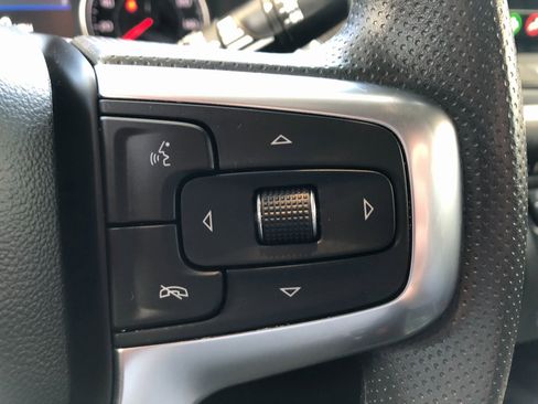 Certified 2025 Chevrolet Blazer LT w/ Convenience Package image 33