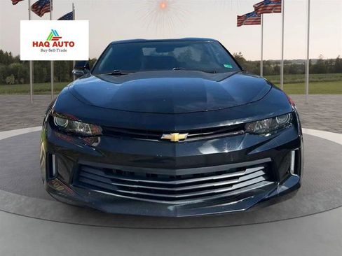 Used 2017 Chevrolet Camaro LT image 2