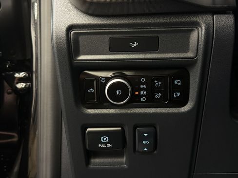 Used 2026 Ford F150 Lariat AWD/4WD image 29