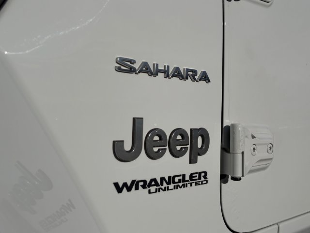 Used 2019 Jeep Wrangler Unlimited Sahara w/ Safety Group AWD/4WD image 23