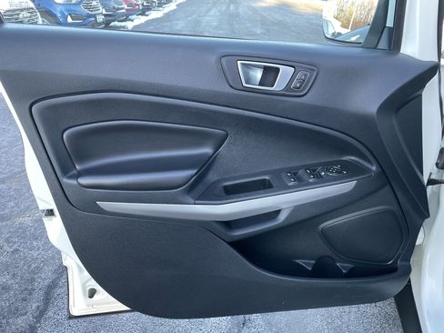 Used 2020 Ford EcoSport Titanium image 11