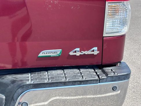 Used 2010 Toyota Tundra 4x4 Double Cab image 8
