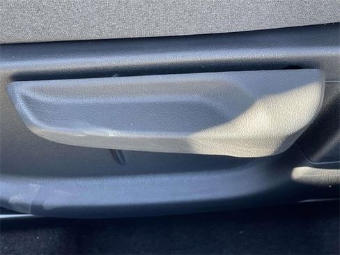 New 2025 Kia K4 LXS image 25