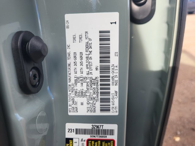 Used 2024 Toyota Sequoia Limited w/ Tow Technology Package AWD/4WD image 29