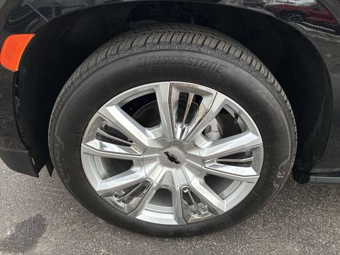 Certified 2024 Chevrolet Suburban High Country image 35