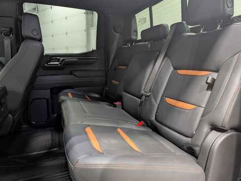 Used 2024 GMC Sierra 1500 AT4 w/ AT4 Premium Package image 16