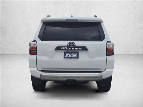 Used 2023 Toyota 4Runner TRD Off-Road AWD/4WD image 6