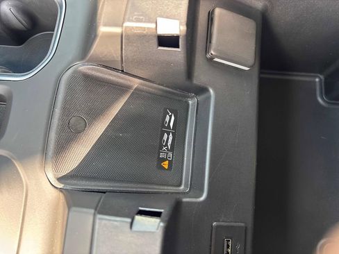 Used 2025 GMC Sierra 1500 Denali image 33