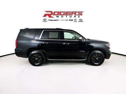 Used 2019 Chevrolet Tahoe Premier AWD/4WD image 9