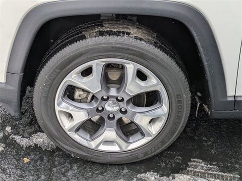 Certified 2021 Jeep Compass Limited w/ Sun and Sound Group image 35