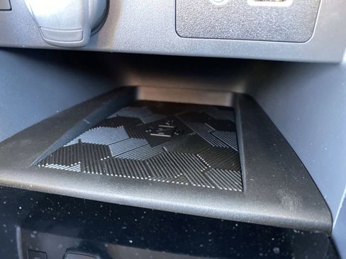 New 2025 Nissan Versa SV w/ Trunk Package image 22