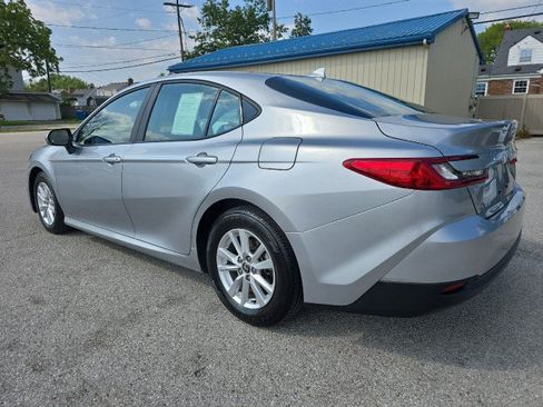 Used 2025 Toyota Camry LE FWD image 3