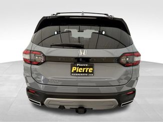 Used 2023 Honda Pilot Elite video 3