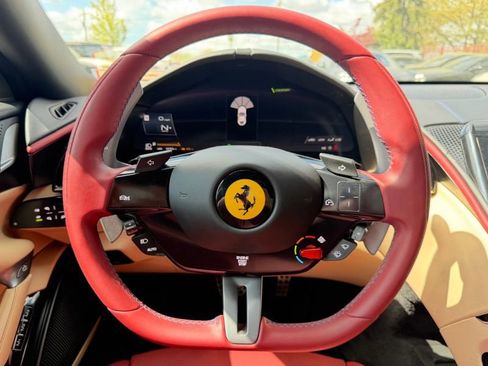 Used 2024 Ferrari Roma RWD image 18