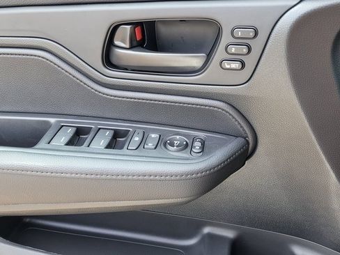 Used 2024 Honda Odyssey EX-L image 21