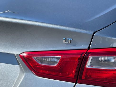 Used 2025 Chevrolet Malibu LT image 26