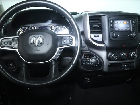 Used 2019 RAM 1500 Big Horn AWD/4WD image 28