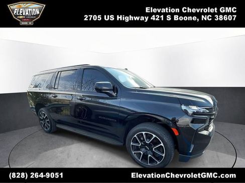 Used 2023 Chevrolet Suburban RST AWD/4WD image 1