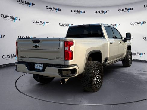 Used 2023 Chevrolet Silverado 2500 High Country image 5