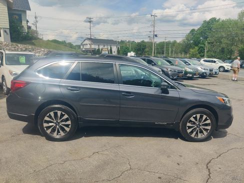 Used 2016 Subaru Outback 2.5i Limited AWD/4WD image 7