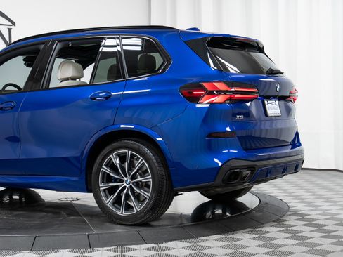 Certified 2025 BMW X5 M60i image 29