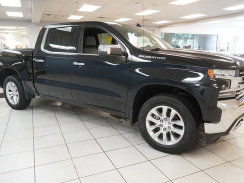 Used 2021 Chevrolet Silverado 1500 LTZ w/ Technology Package AWD/4WD image 14