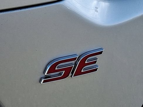 Certified 2023 Toyota Corolla SE image 32