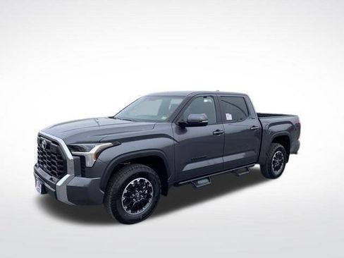 Used 2025 Toyota Tundra SR5 image 11