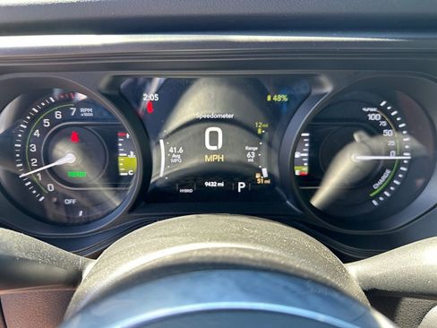 Used 2024 Jeep Wrangler High Altitude AWD/4WD image 11