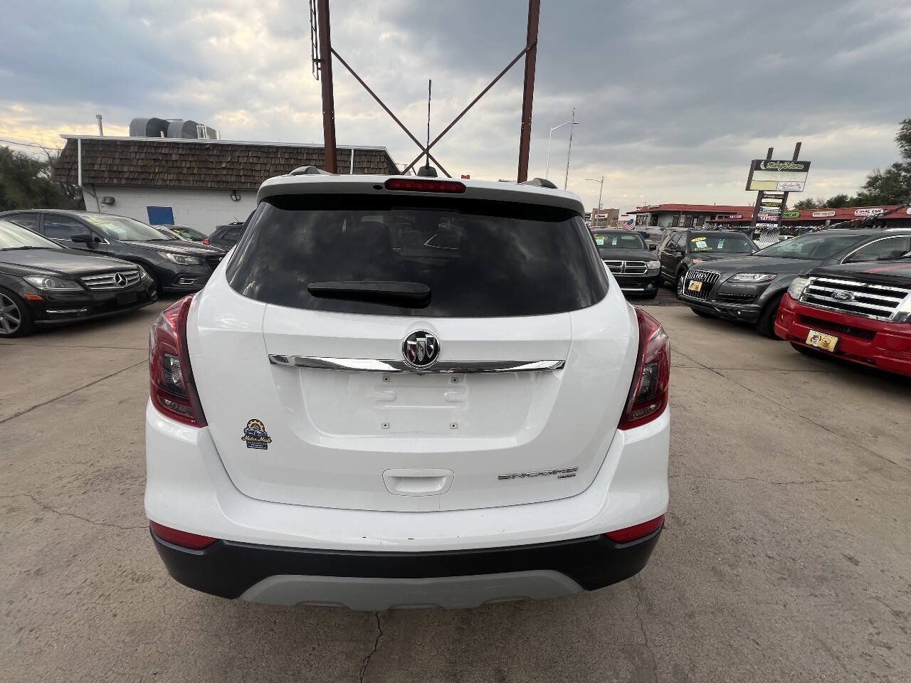 Used 2019 Buick Encore Preferred AWD/4WD image 7